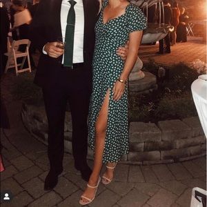 Reformation size 4 , front slit